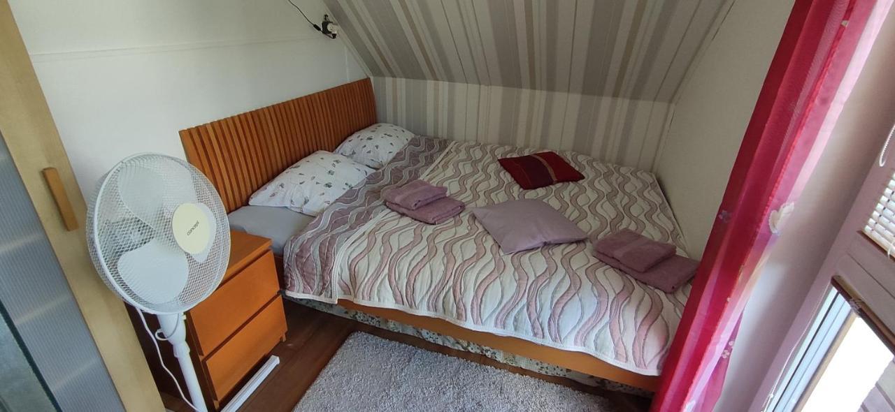 Chata Marecek - V Lesni Osade U Reky Luznice Skalice Kültér fotó